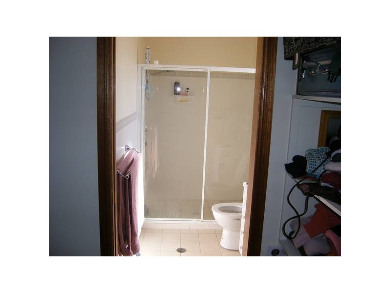 9 Church St, Tamworth NSW 2340