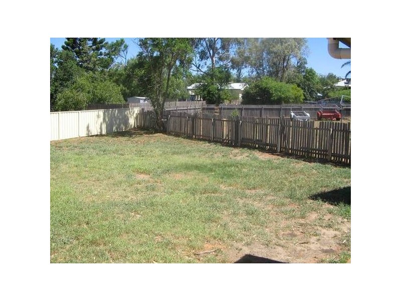 Thompson Cres, Tamworth NSW 2340