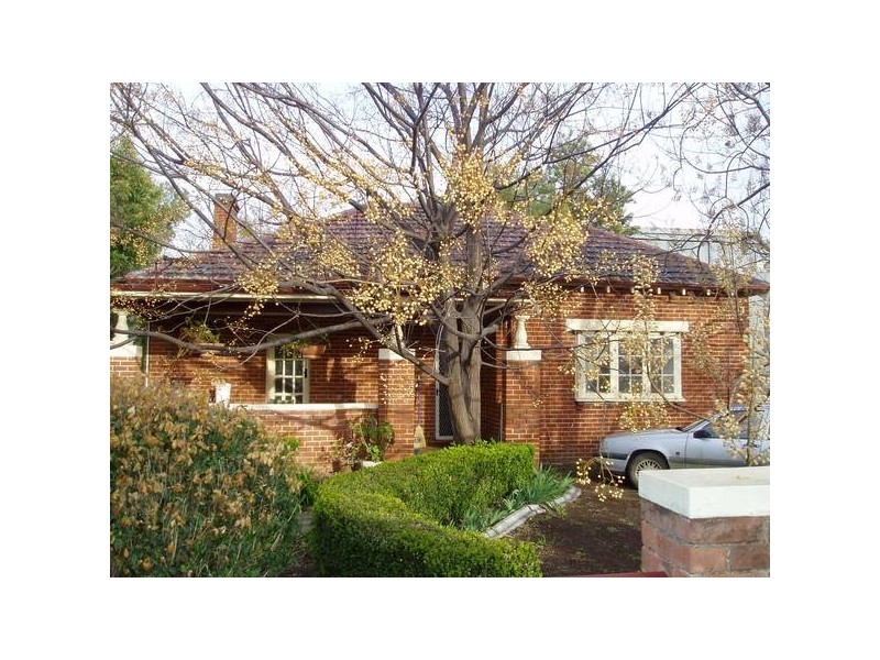 Fitzroy St, East Tamworth NSW 2340