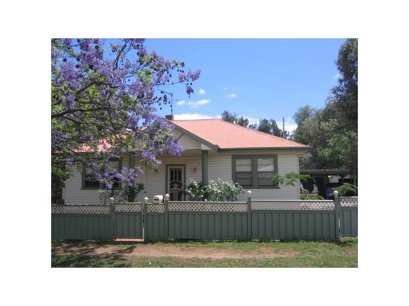 Piper Street, Tamworth NSW 2340