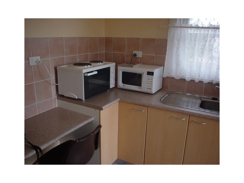 1/153 Goonoo Goonoo Rd, Tamworth NSW 2340