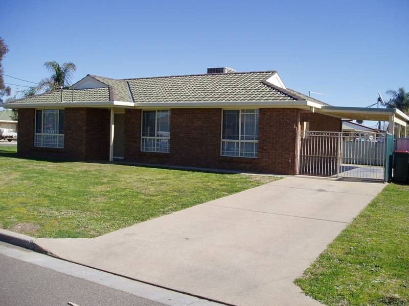 1 Chisholm St, Tamworth NSW 2340