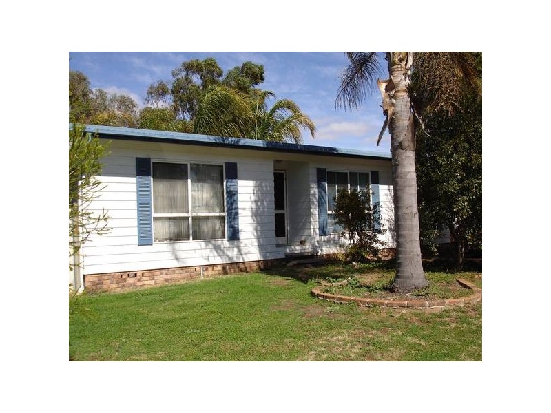 26 Carole Drive, Kootingal NSW 2352