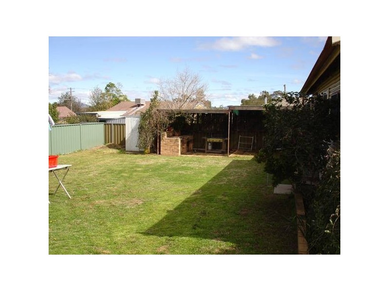 43 Mack Street, Tamworth NSW 2340