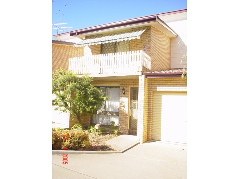 2/56 Marius Street, Tamworth NSW 2340