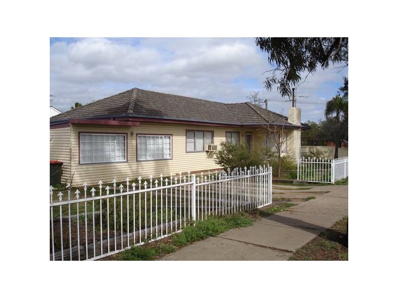 17 Petra Avenue, Tamworth NSW 2340