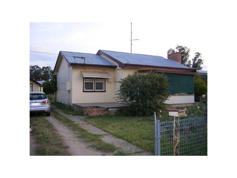 25 Cambridge St, Tamworth NSW 2340