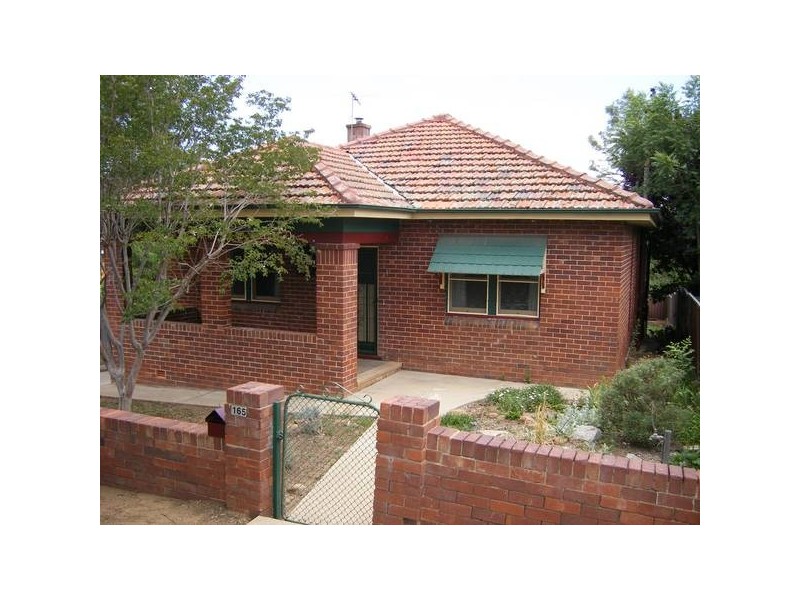 165 CARTHAGE STREET, East Tamworth NSW 2340