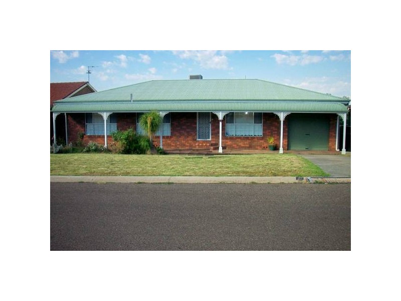 13 GLEN GARVIN DR, Oxley Vale NSW 2340