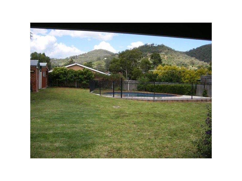 64 NAPIER STREET, East Tamworth NSW 2340