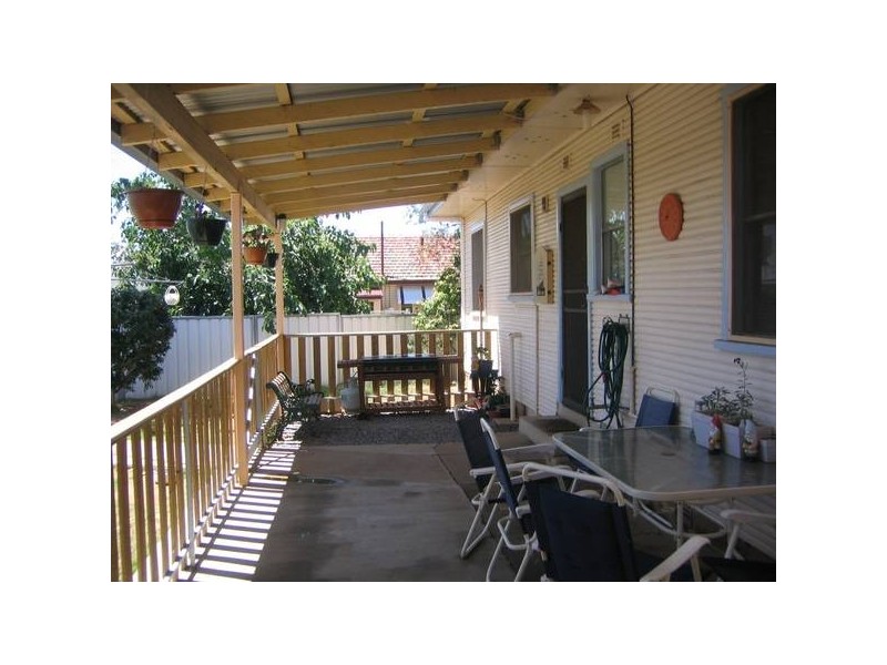 40 Robert Street, Tamworth NSW 2340