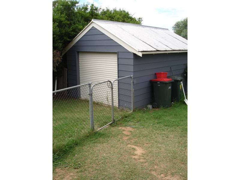 16 Scott Rd, Tamworth NSW 2340