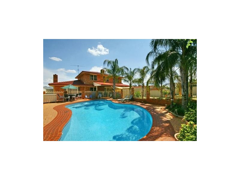 East Tamworth NSW 2340