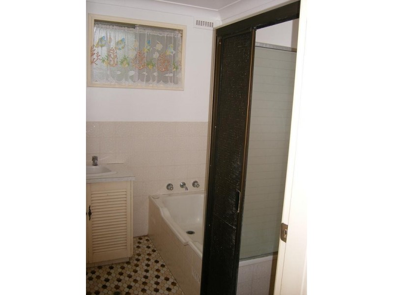 14 Milburn Street, Oxley Vale NSW 2340