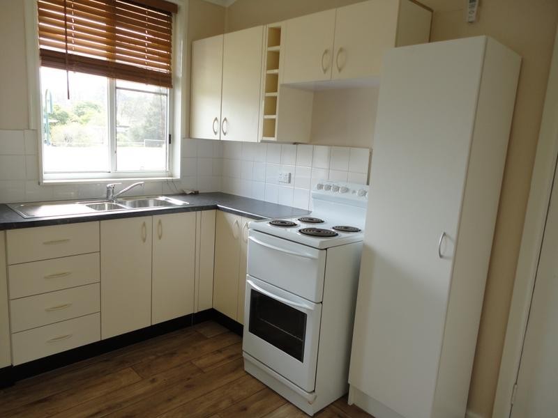 10 Henry Street, Werris Creek NSW 2341