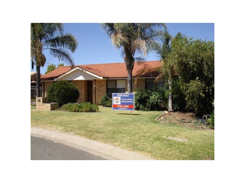 10 Marshall Place, Tamworth NSW 2340