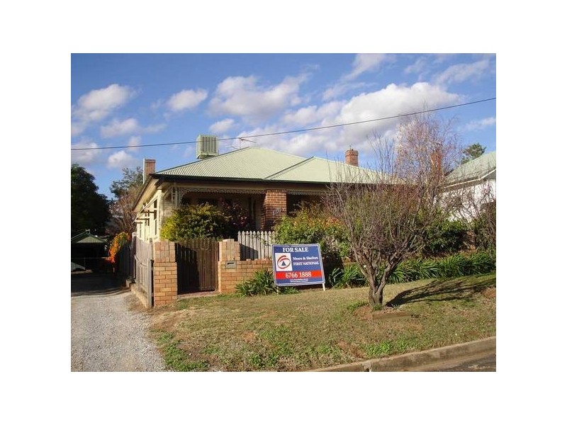 130 Denison Street, Tamworth NSW 2340