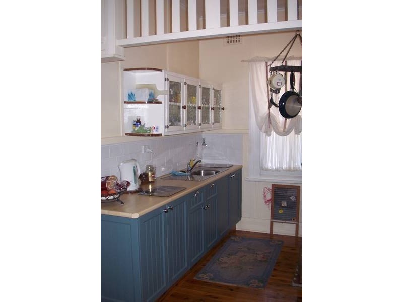 130 Denison Street, Tamworth NSW 2340