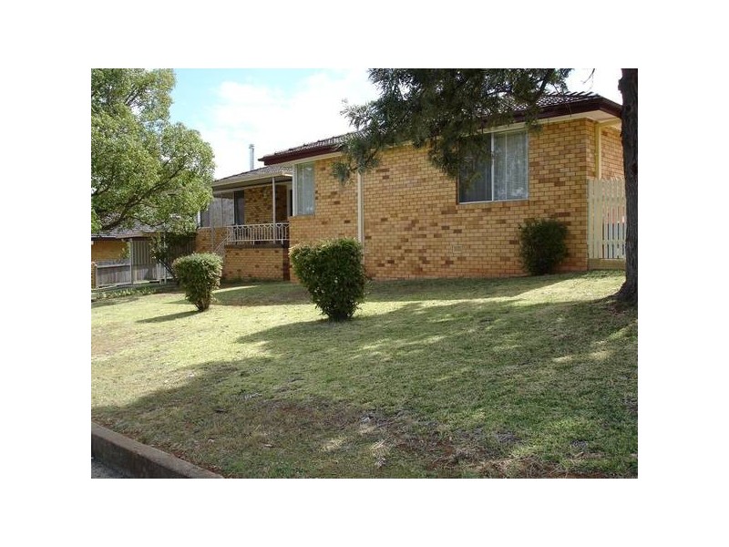 12 Ashburton Street, Tamworth NSW 2340