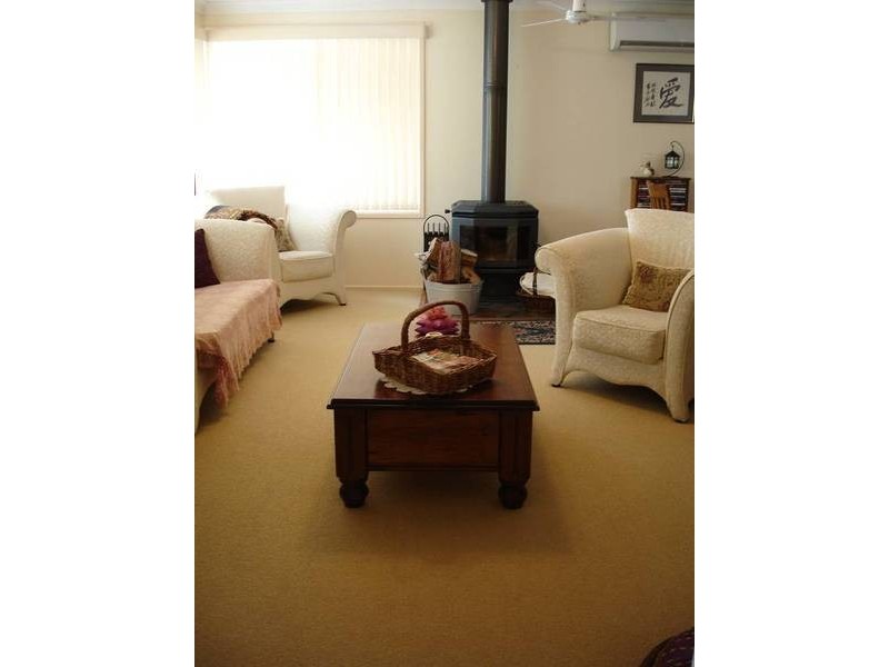 12 Ashburton Street, Tamworth NSW 2340
