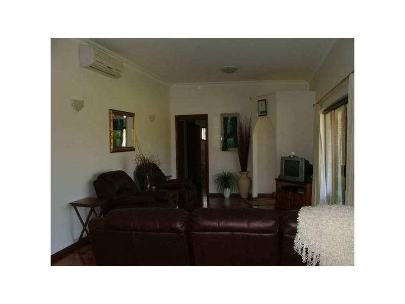 Tintinhull NSW 2352