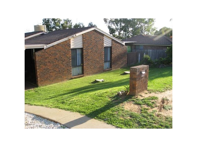 7 Jemmy Place, Oxley Vale NSW 2340