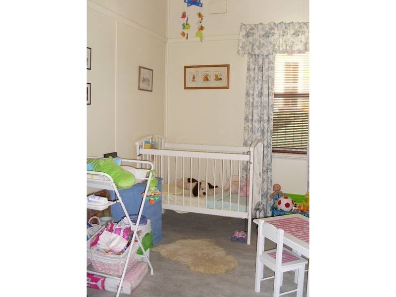 110 Denison Street, Tamworth NSW 2340