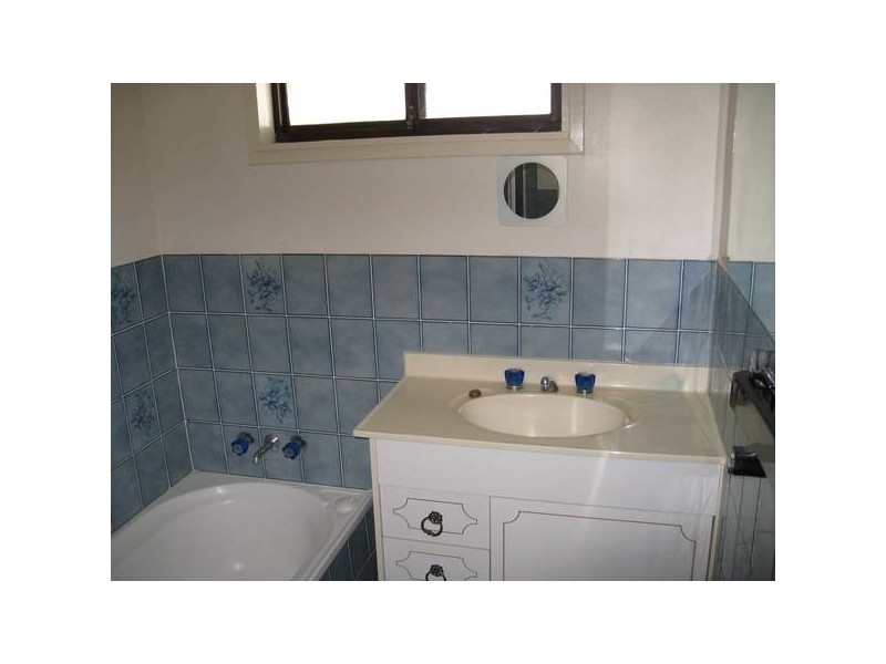 14 Maxwell St, Tamworth NSW 2340