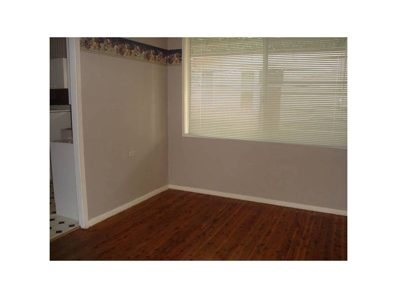 42 Stewart Ave, West Tamworth NSW 2340