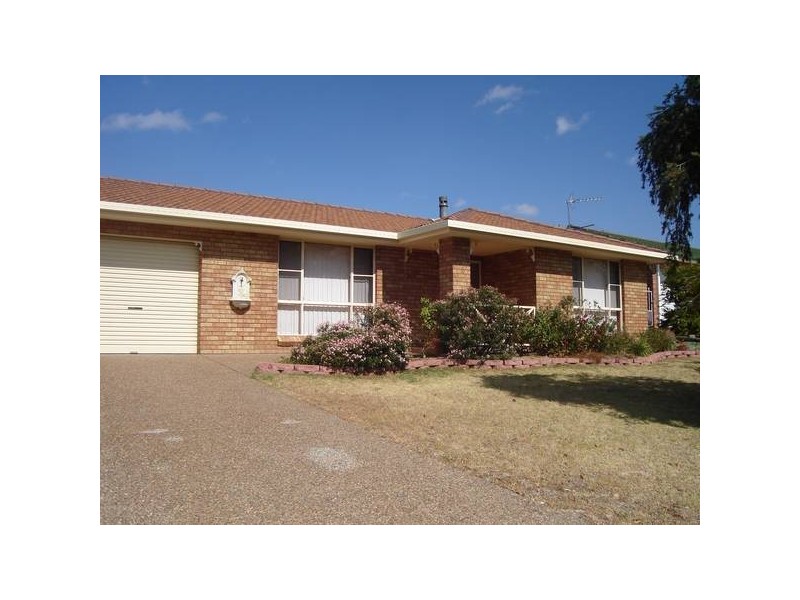29 Windhover Crescent, Calala NSW 2340