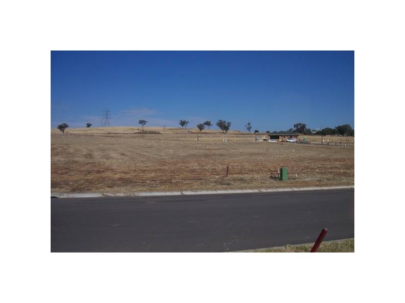 1 Falcon Drive, Tamworth NSW 2340