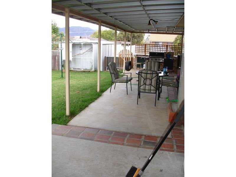 1 Grant Street, Kootingal NSW 2352