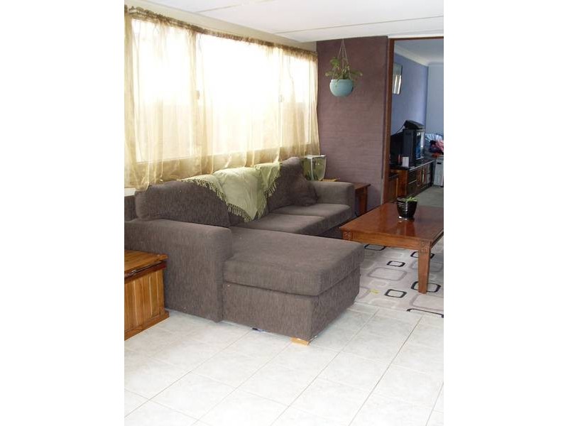 33 WOROOMA PLACE, Manilla NSW 2346