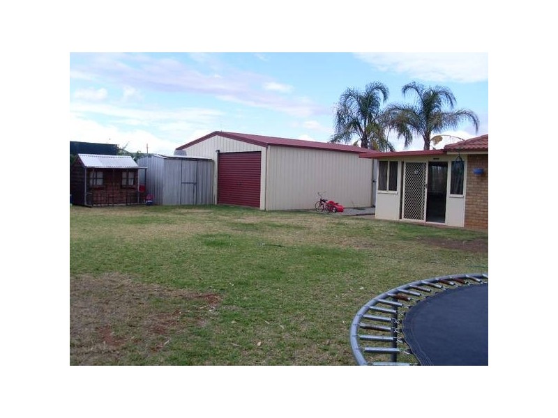 33 WOROOMA PLACE, Manilla NSW 2346