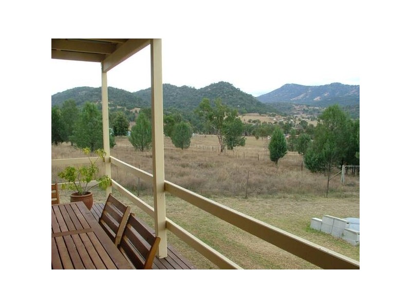 22 JOSEPH STREET, MOONBI, Tamworth NSW 2340