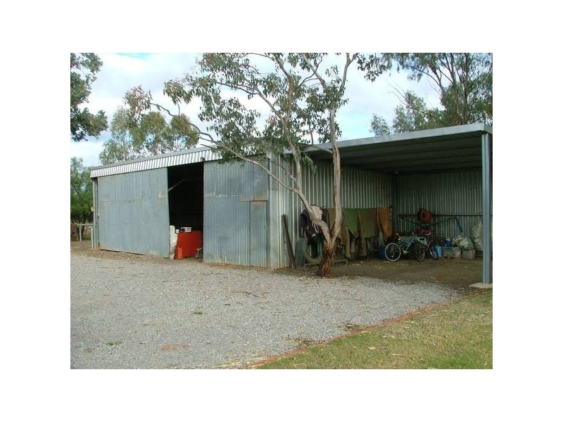 101 MELROSE LANE, Tamworth NSW 2340