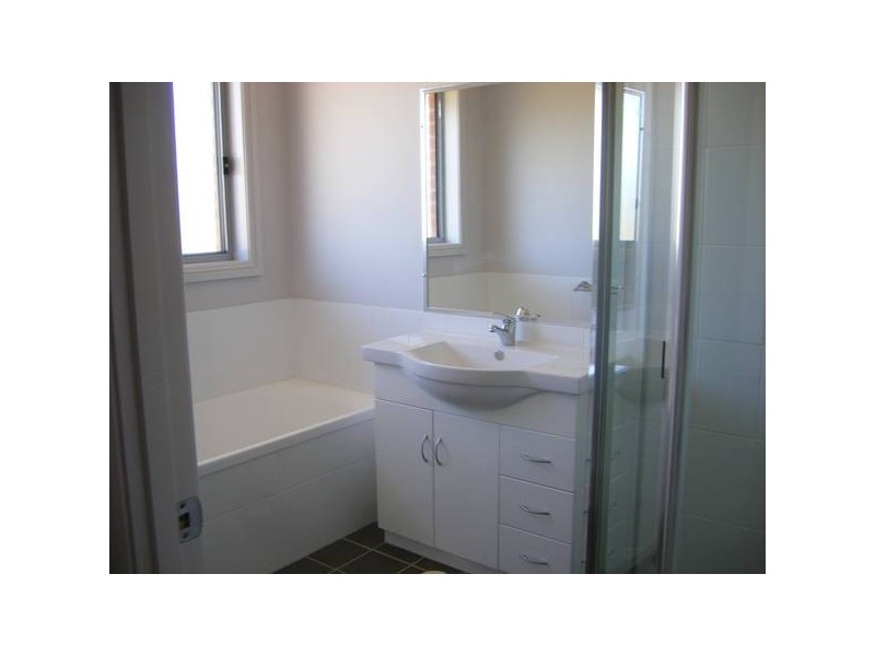 1 Kalinda Place, South, Tamworth NSW 2340