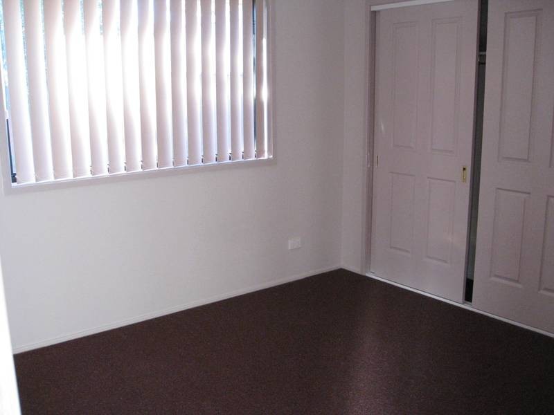 2/2 Grant Street, Kootingal NSW 2352