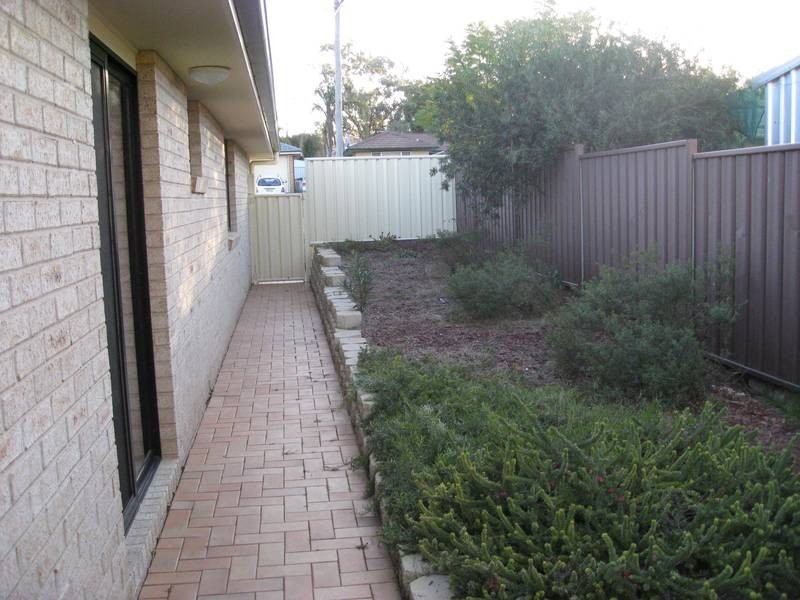 2/2 Grant Street, Kootingal NSW 2352