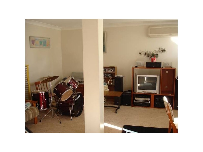 20 Woodstock St, Tamworth NSW 2340