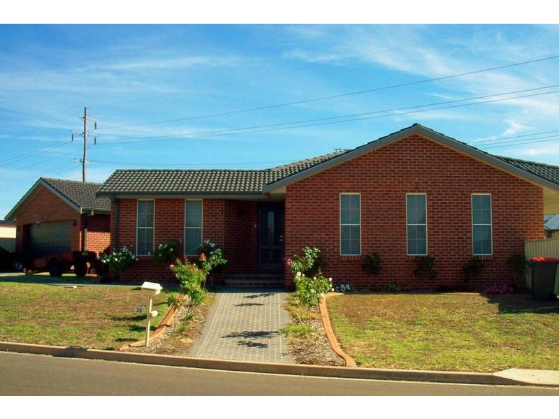 36 Morilla Street, Tamworth NSW 2340