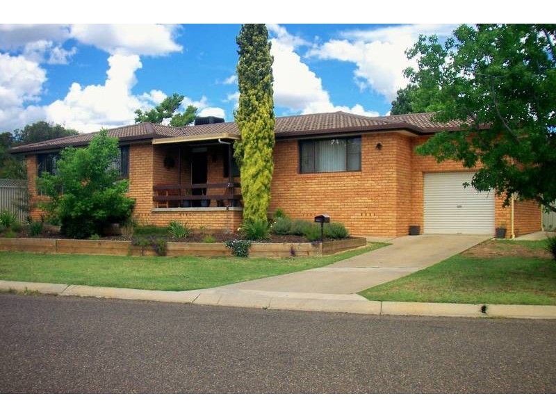 7 Yangoora Street, South, Tamworth NSW 2340