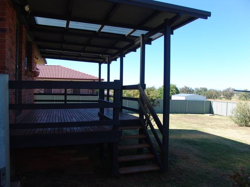 32 Milburn Road, Tamworth NSW 2340