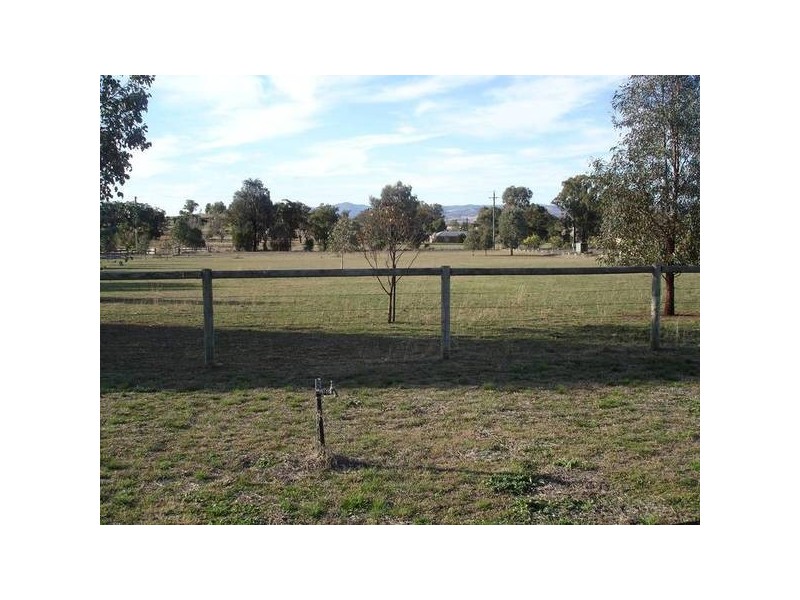 27A Heiligmans Lane, Tamworth NSW 2340