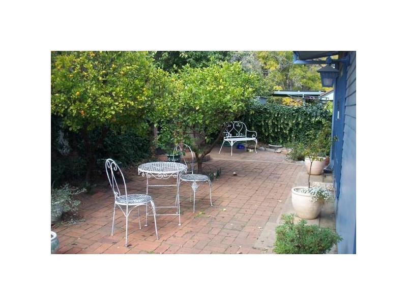 2 Neridah Avenue, Tamworth NSW 2340