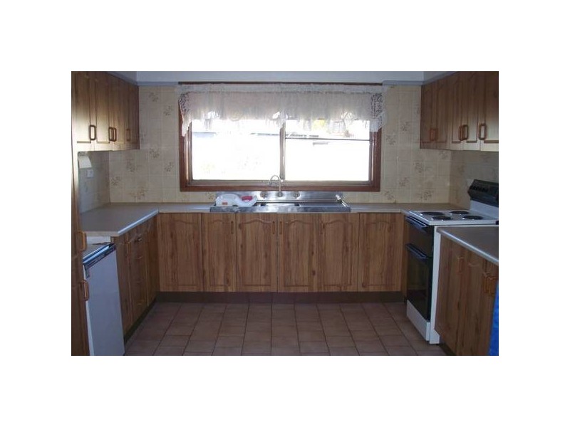 15 Woodstock Street, Tamworth NSW 2340