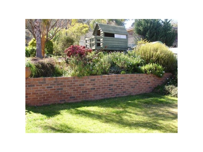 16 Ford Street, off Brolga Way, Tamworth NSW 2340