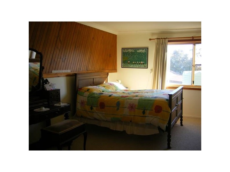 76 Hill Street, East, Tamworth NSW 2340