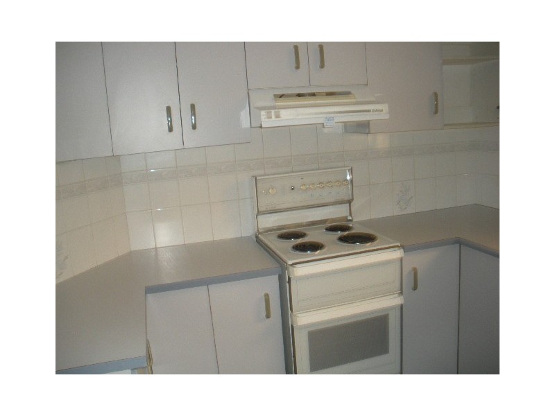 2/175 Goonoo Goonoo Rd, Tamworth NSW 2340