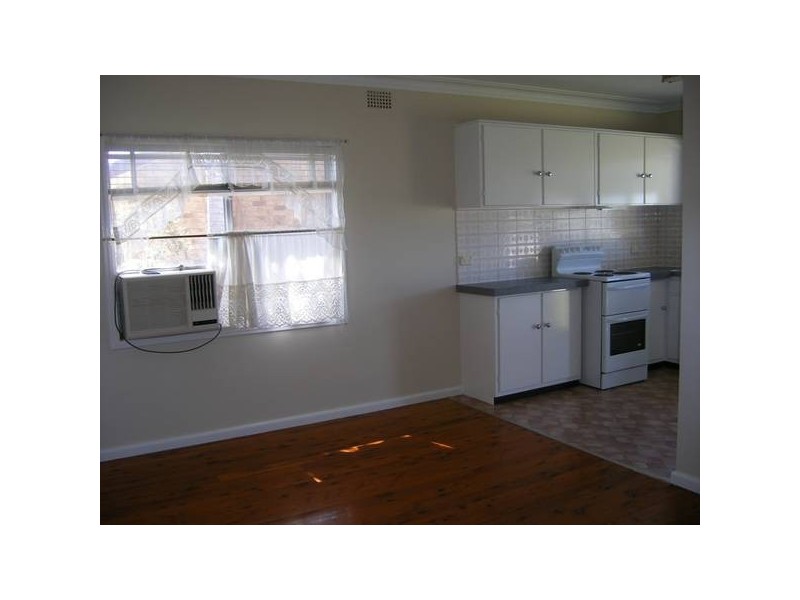 27 Kurrawan Street, South, Tamworth NSW 2340